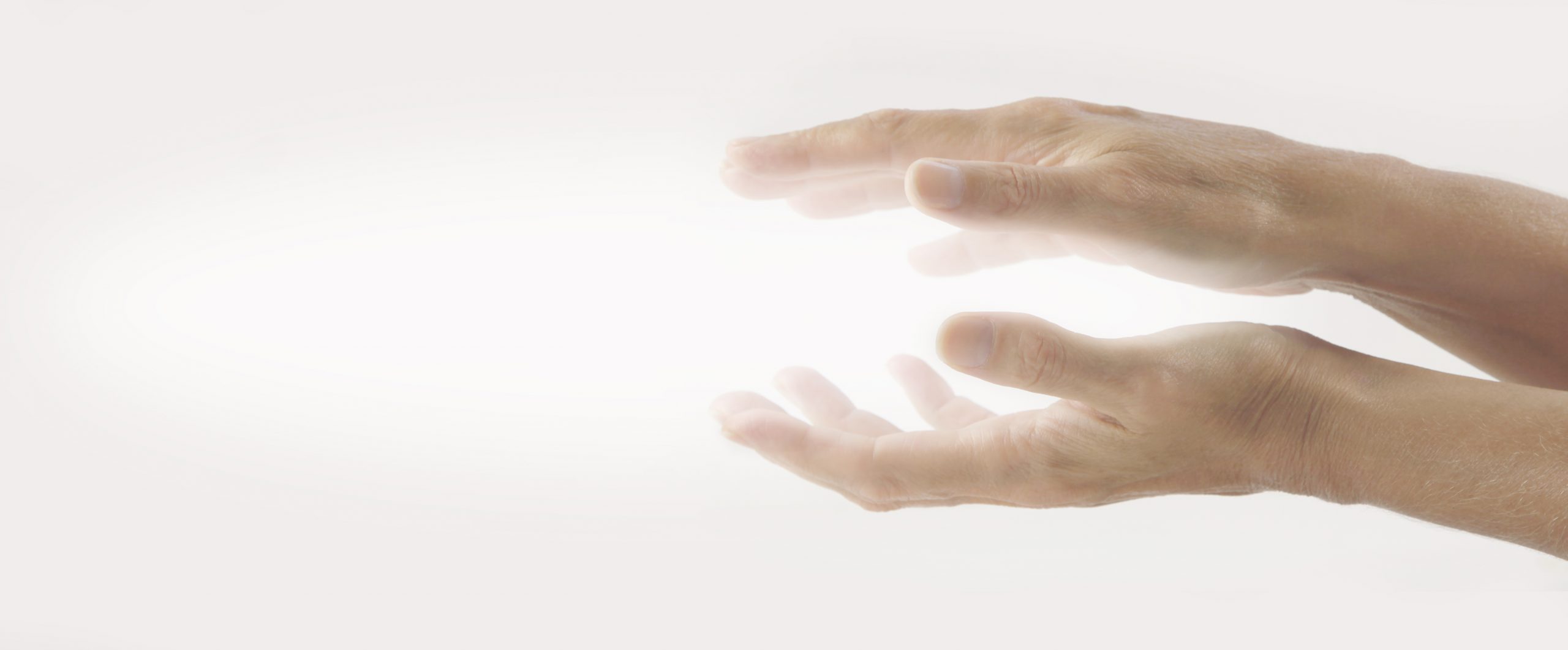 Beaming Reiki Healing Energy mains-lumière-magnétisme